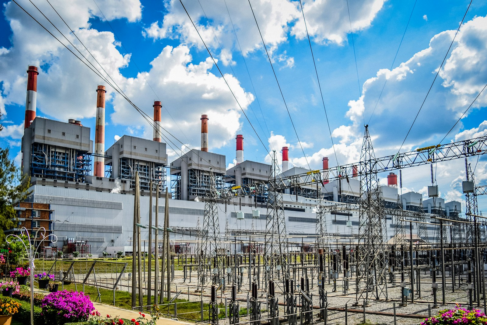 Lokalna sieć ciepłownicza - definicja, rola i przyszłość w zrównoważonym systemie energetycznym